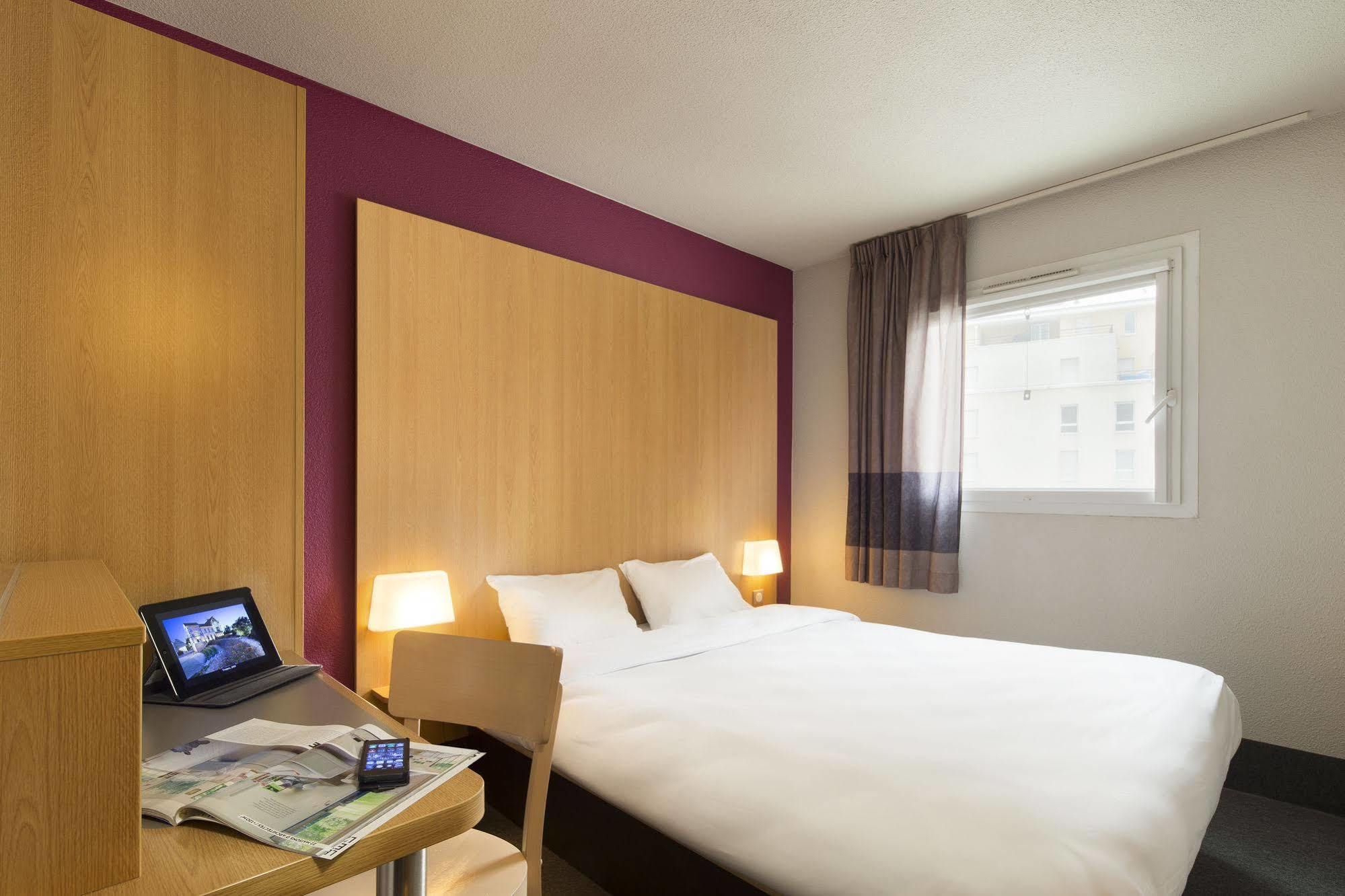B&B Hotel Lyon Eurexpo Chassieu Eksteriør bilde